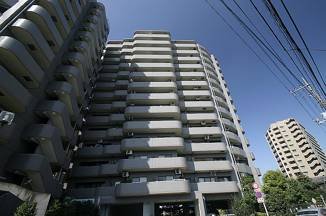 アゼリアシティ上尾参番館 外観