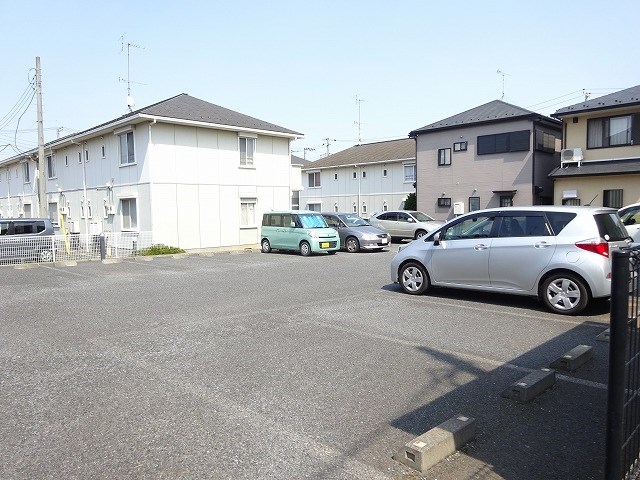 アメニティプラザ 駐車場