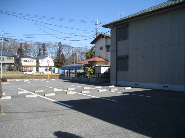 ガーデンコートＡ 駐車場