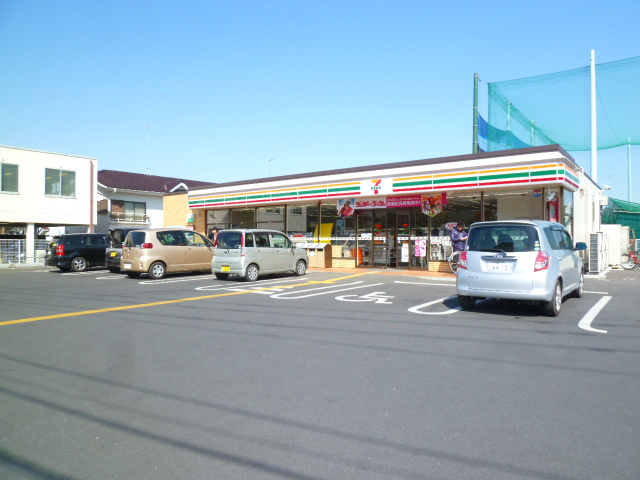 エクスバル愛宕 コンビ二