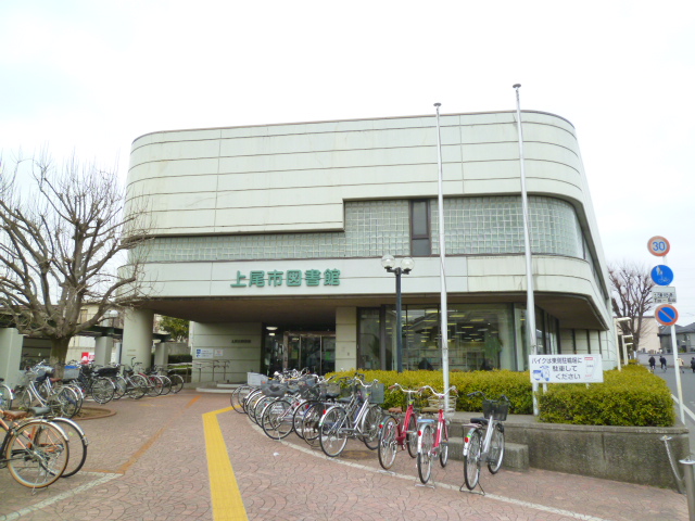 メゾン・エクスバル 図書館