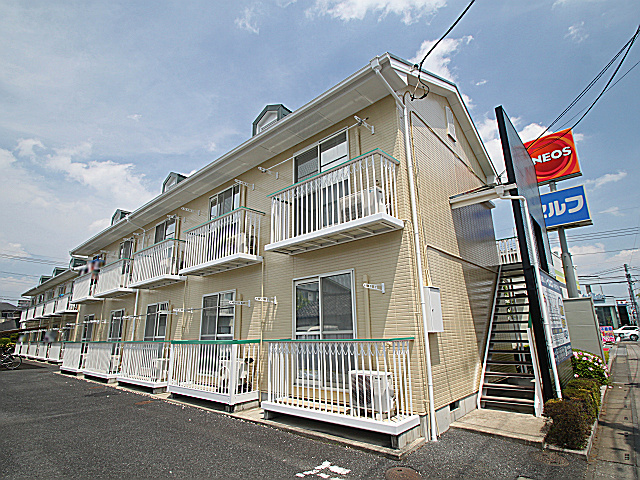 レピュート緑丘Ｂ棟 外壁塗装で生まれ変わった単身用アパートです