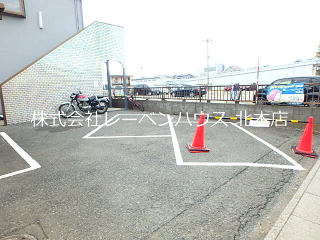 ハイツスリーナイン レーベンハウス北本店へ　048-590-5757