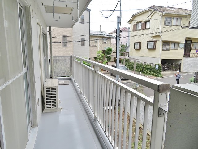 Vie　Nouvelle浦和岸町 南東角部屋、南向きのバルコニー