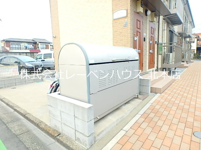 アムール・ナカマチ レーベンハウス北本店へ　048-590-5757