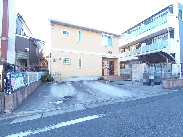 グレイスヴァンベール弐番館 駐車場