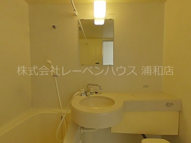 Ｔ’s　ｇａｒｄｅｎ蕨 洗面所