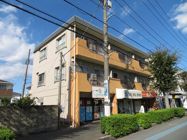 マンション新井 外観