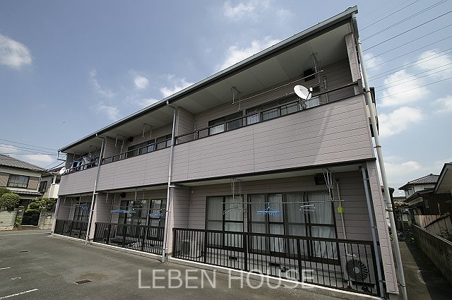 本宿スカイコーポラスＡ レーベンハウス北本店へ　048-590-5757