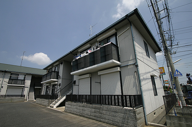 サンハイムＡ棟 レーベンハウス北本店へ　048-590-5757