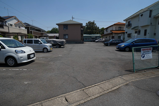 第2鴨川コーポ 駐車場