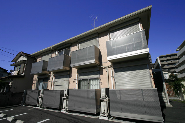 全8世帯の単身専用アパート