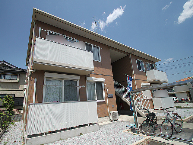 内階段にてお隣とお部屋がくっついてないんです