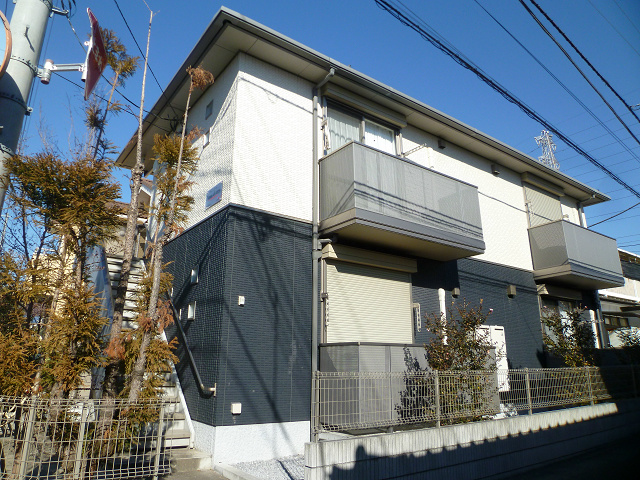 バイカラーのかわいい外観