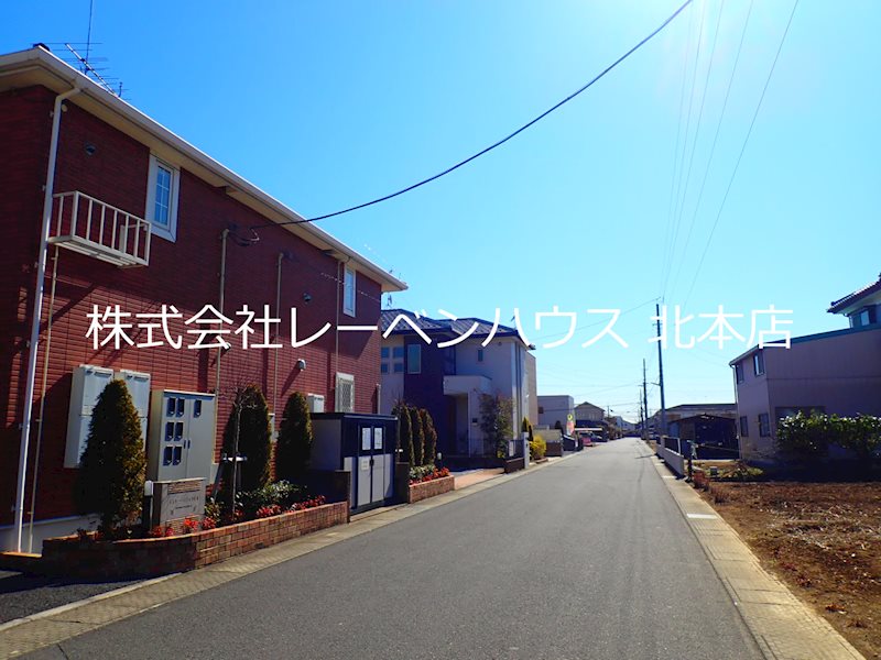 シスター・パラッツォＢ レーベンハウス北本店へ　048-590-5757