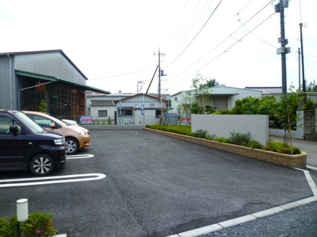 イーストガーデン Ｂ 駐車場