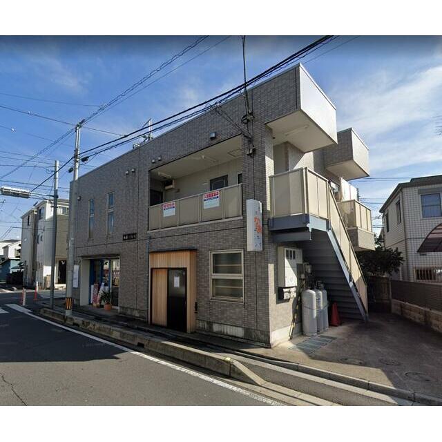 武蔵浦和駅徒歩16分でバスも利用可、バス停すぐ
