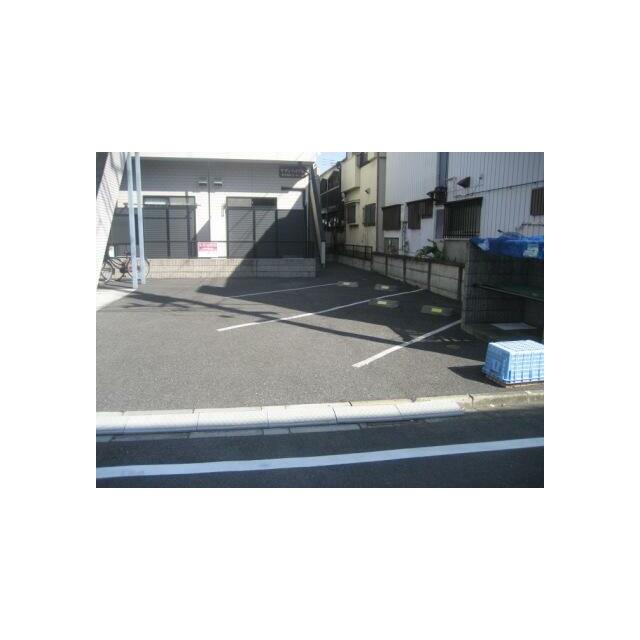 サザンハイツＩＩＩ 駐車場