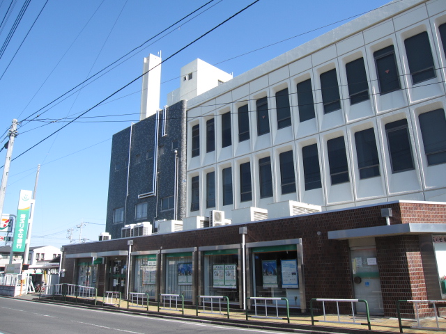 メゾンユイット 埼玉りそな銀行 桶川支店