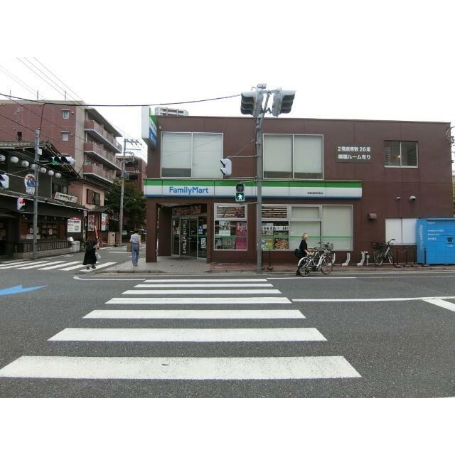 プリマ浦和別所 ファミリーマート武蔵浦和駅東店