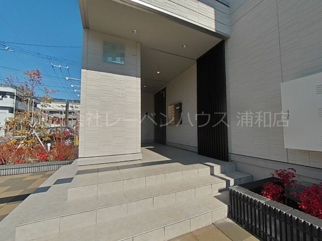 D-roomTODA Front Court A エントランス