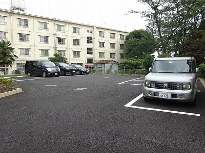ユイット 駐車場