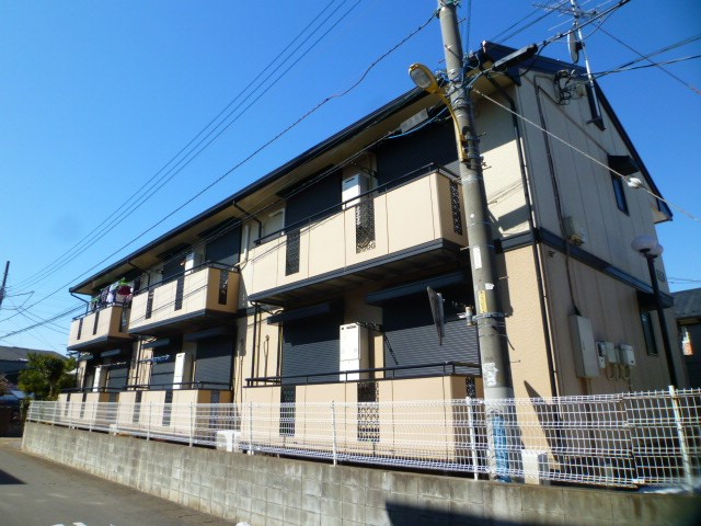 閑静な住宅街のアパート