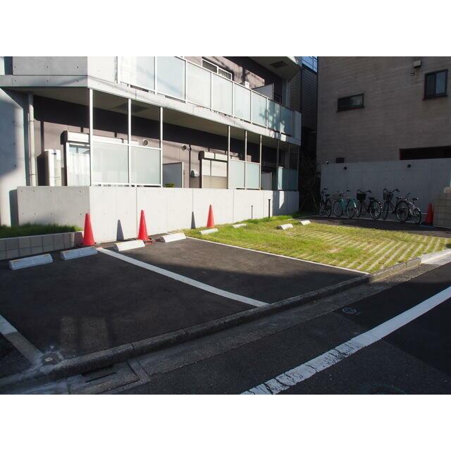 ルネス別所沼公園 駐車場