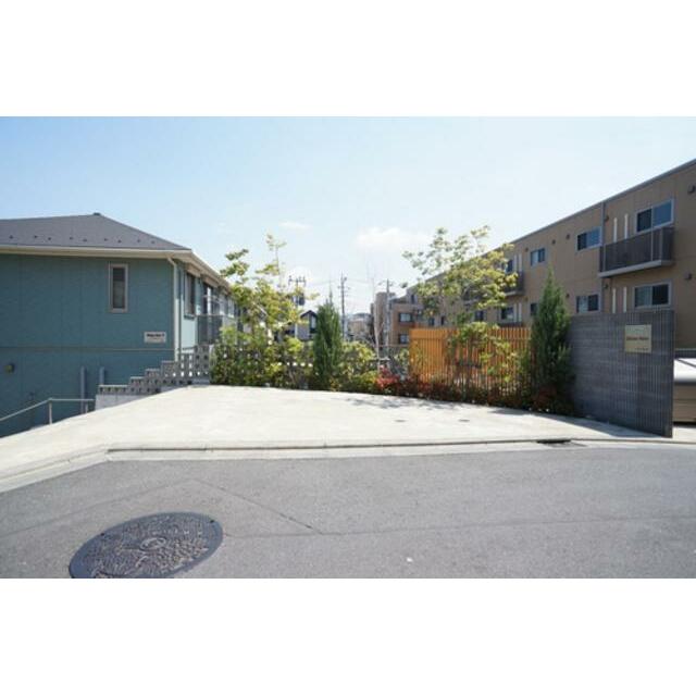 Ｏｈａｎａ　Ｈａｒｅ　Ｃ 道路側から