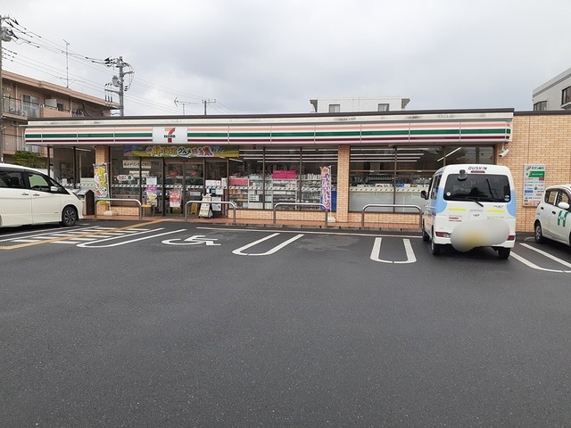 ファーストスプリング セブンイレブン芝西２丁目店まで377m