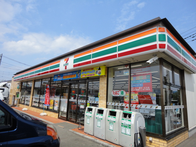 パストラル セブンイレブン川口石神店まで601ｍ