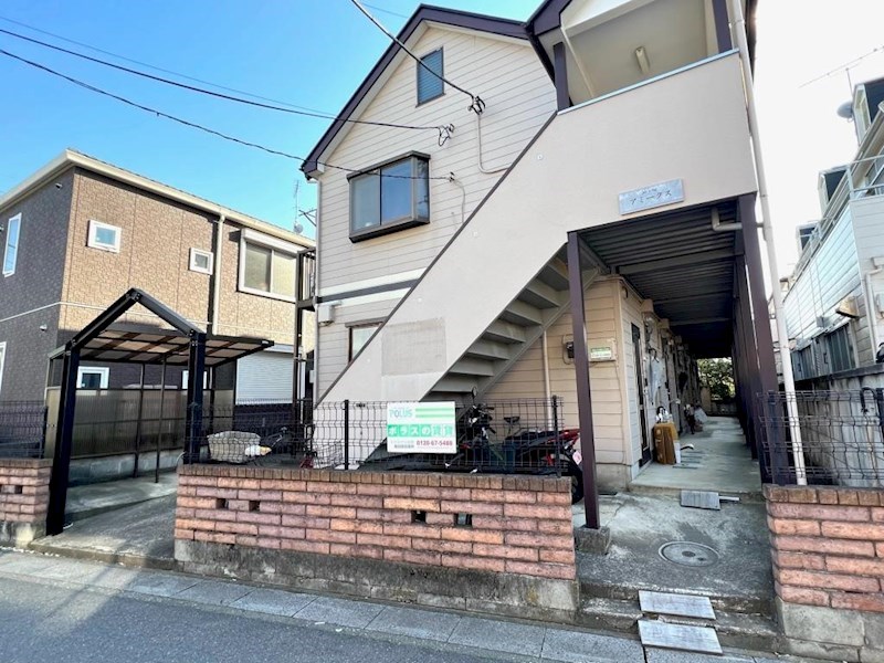 アミークス 建物エントランス