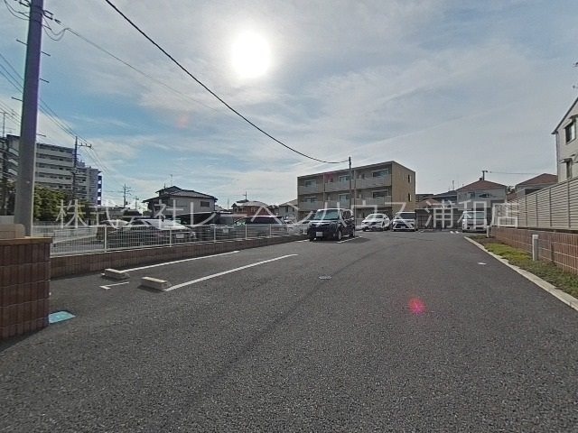 エスポワール 駐車場