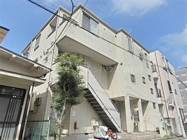 オワゾブルー 外観