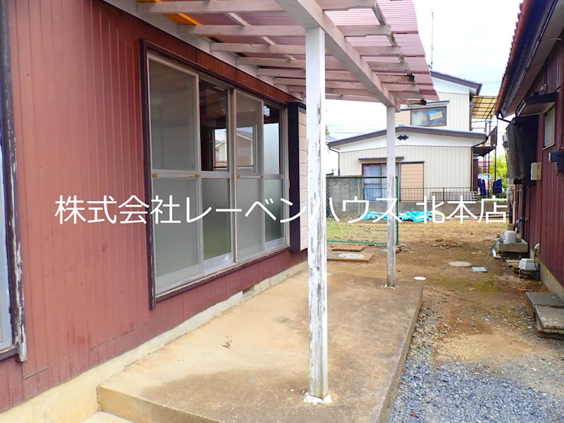 鴻巣市小松3丁目貸家3 レーベンハウス北本店へ　048-590-5757