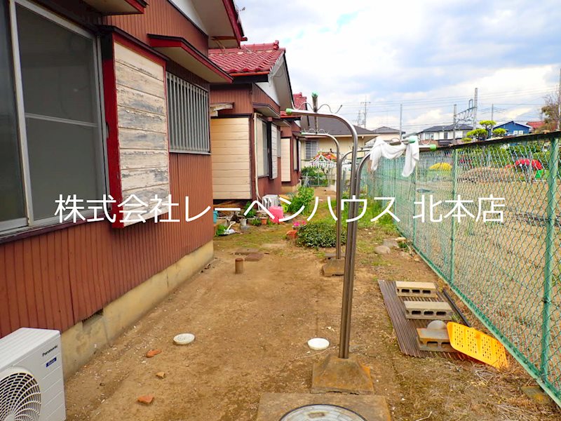 鴻巣市小松3丁目貸家3 レーベンハウス北本店へ　048-590-5757