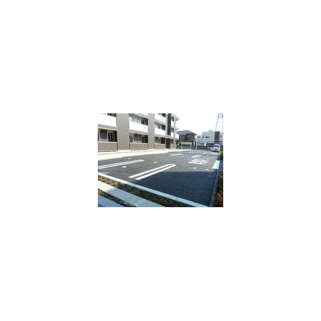 Ｌａ・Ｌｕｃｅ 駐車場