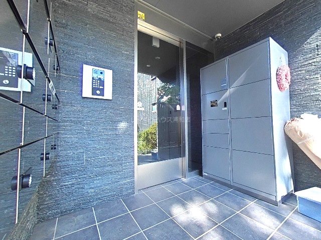ＣＡＳＡ　ＤＥ　ＡＲＣＥ　浦和　もみじ エントランス