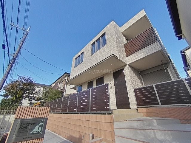 Evergreen Hills 外観