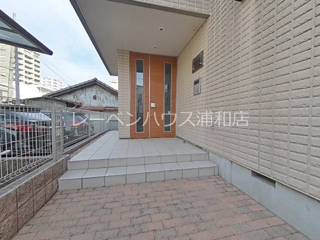 エステートヌクイＢ棟 エントランス