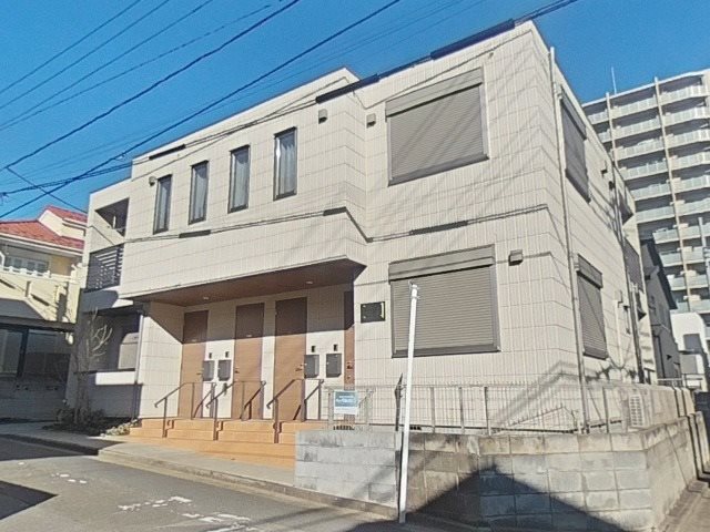 メゾンプルミエール エントランス