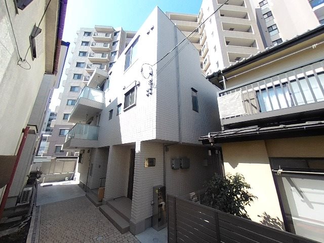 Lex 浦和仲町 外観