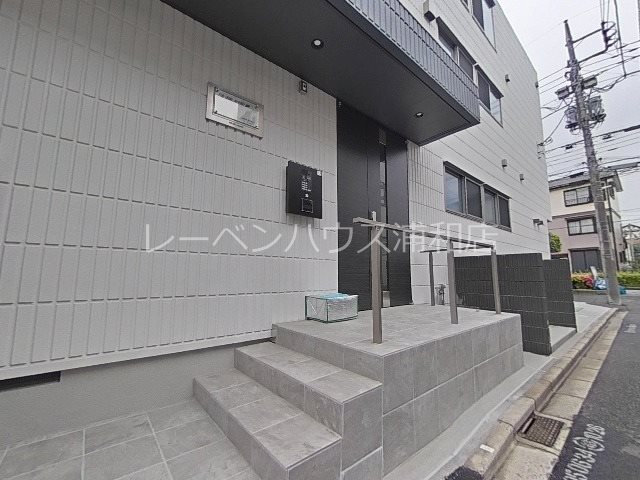 ＴＨＥ　ＨＥＢＥＬ　ＭＡＩＳＯＮ　浦和 エントランス