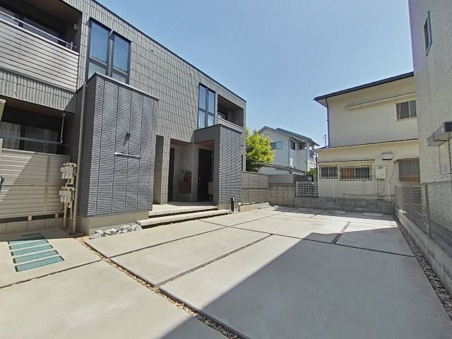 クレールコート 駐車場