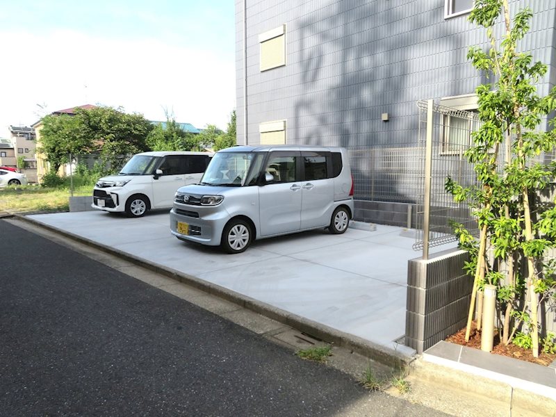 グレース 駐車場