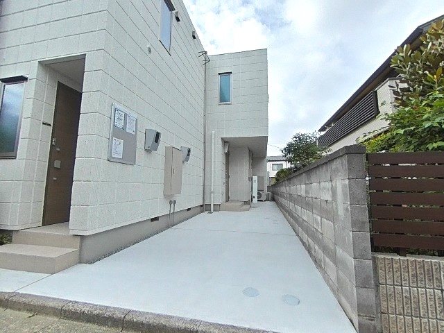 メゾン　ＫＥＹ 駐車場