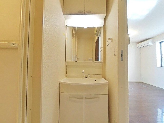 エステートヌクイＡ棟 洗面所