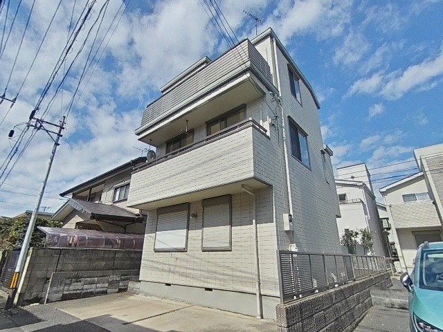 アヴェールＥ 外観