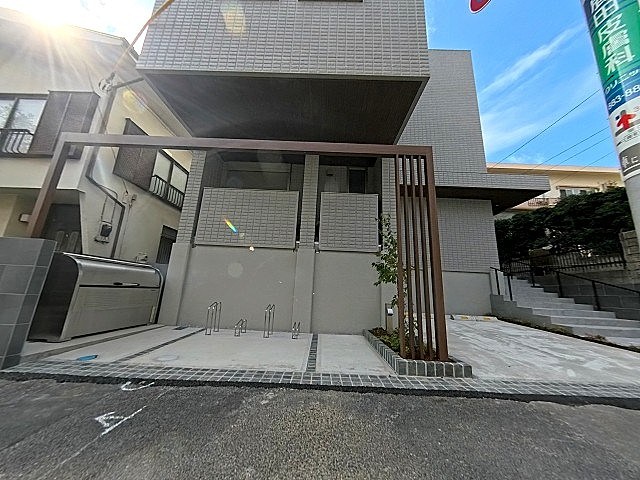 Ａｌｌｅｅ　Ｅｓｔ その他