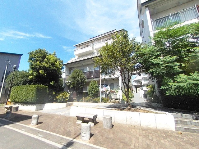 オクタビア・ヒルD棟 外観